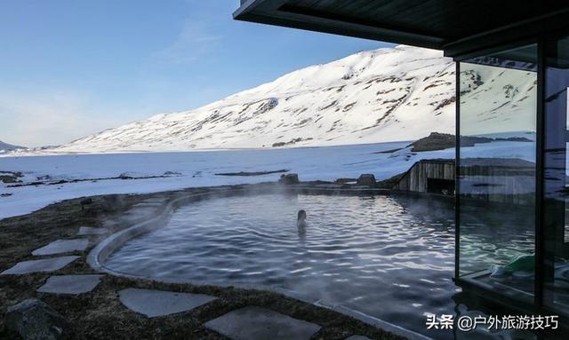 北京到冰岛多少公里，中国到冰岛的距离是什么（去冰岛旅行大概要花多少钱）