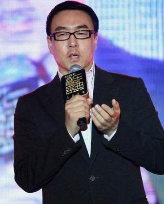 王冼平有几任老公，王冼平（一个\