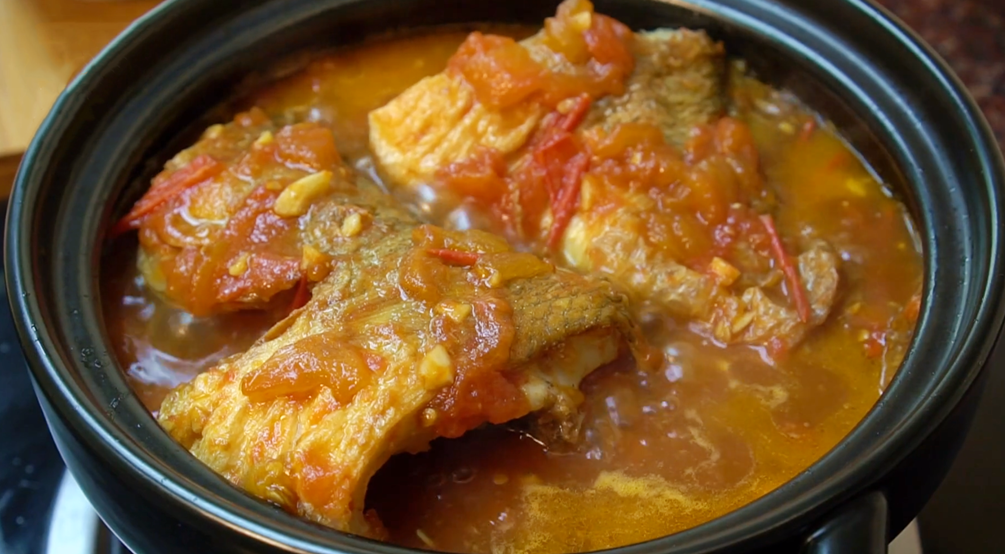 图片[6]-【番茄焖鲈鱼】做法步骤图 加2番茄 酸甜开胃连汤汁都不剩-起舞食谱网