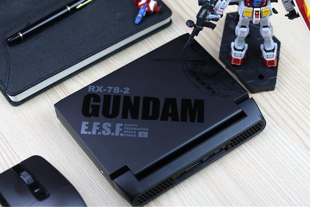 上网本能玩的游戏，好玩的网络电脑游戏有哪些（壹号本7寸迷你游戏本评测）