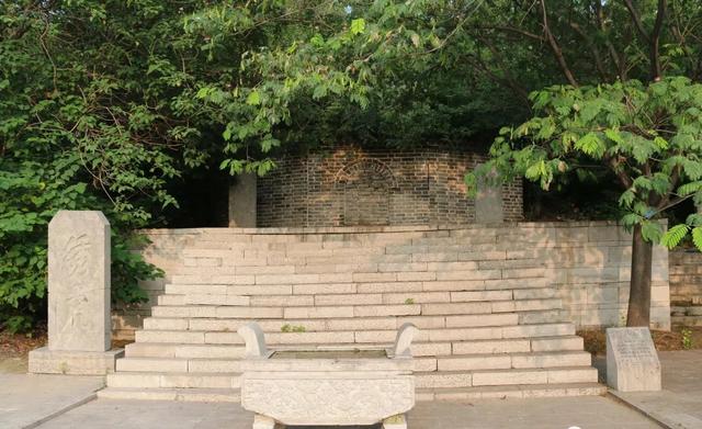 曹植简介，曹植简介50字（三国时期曹魏文学家曹植）