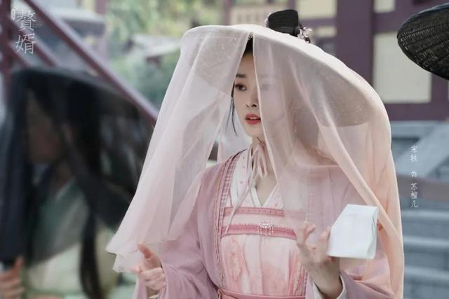 盘点宋轶近几年的影视作品，《赘婿》和《爱的理想生活》一起热播