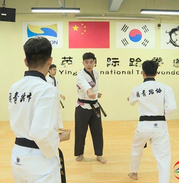 跆拳道分级分别是什么带，跆拳道分几种（我们白云区少说都有100多个……）