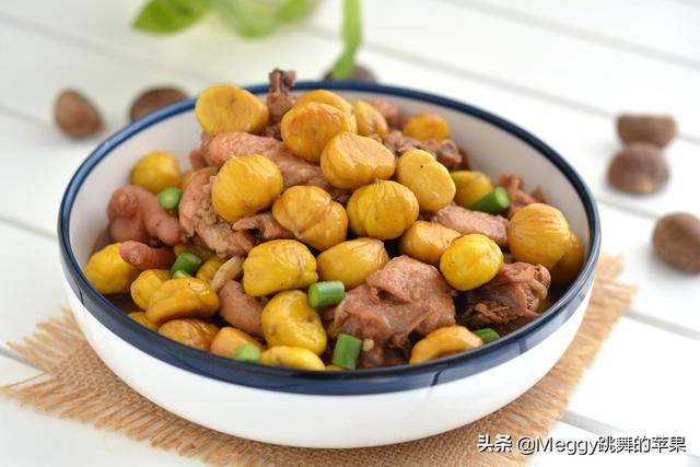 开胃菜有哪些中国菜，开胃菜有哪些中国菜图片（年夜饭全是鸡鸭鱼肉）