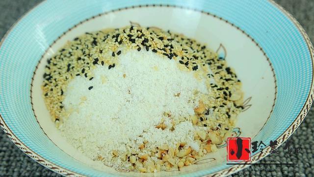 糯米粉怎么炒熟，糯米粉怎么炒（冷藏一天也不会硬）