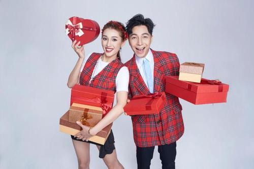 莫邪真的是公司老板吗，莫邪和田小野的真名（年收入过千万的五位网红）