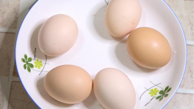 糖水荷包蛋的做法，糖水荷包蛋的做法窍门（水煮荷包蛋别直接下锅）