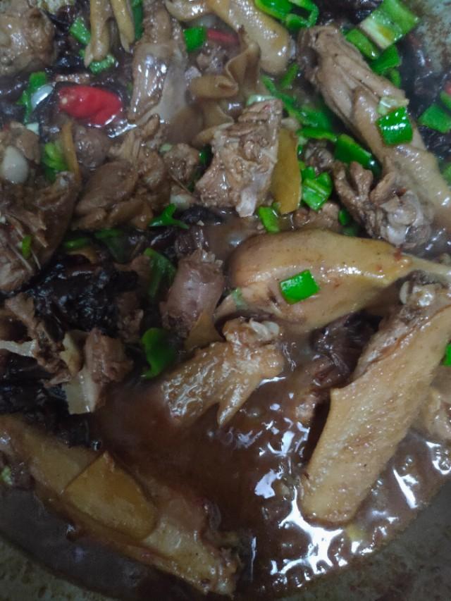 豚和鸭子的区别,鸭子和鹅的区别(营养丰富还不上火)