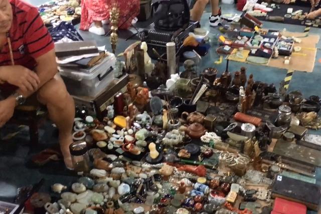 普陀区最近的白锈钢二手市场在哪里，普陀区最近的白锈钢二手市场在哪里呀（货品繁多人挤人爆满）