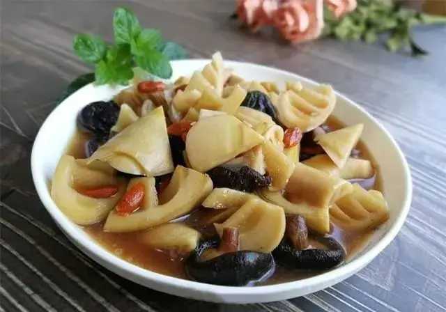 小竹笋的做法大全家常，美味爽口营养丰富可荤可素