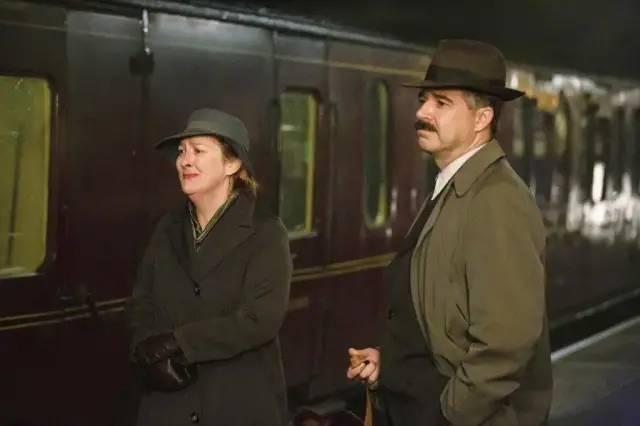 9.4的高分英剧，评分9.4的最强英剧《万物生灵》