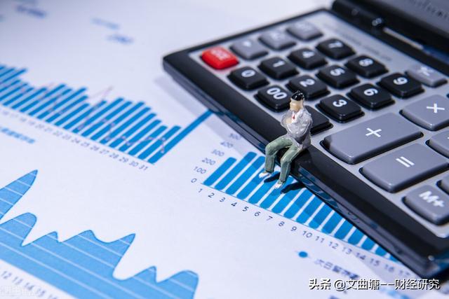 新股上市当天怎么买入,新股上市首日怎么买（新股无涨跌限制短线机会好吗）