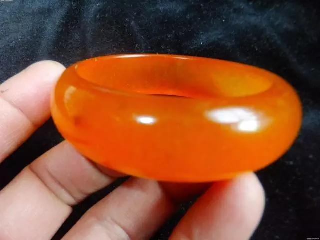 金丝玉为什么不能带（戈壁美石金丝玉）