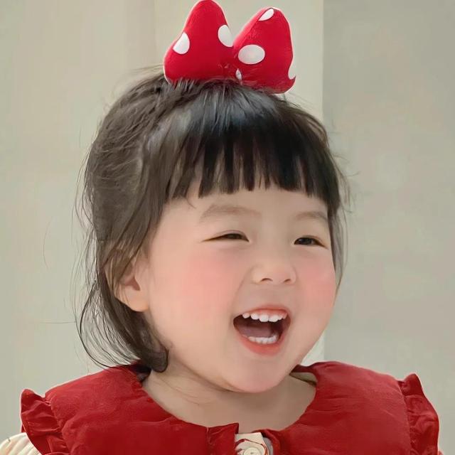 娃娃头像微信，娃娃头像（去爱一个让你变成小孩的人）