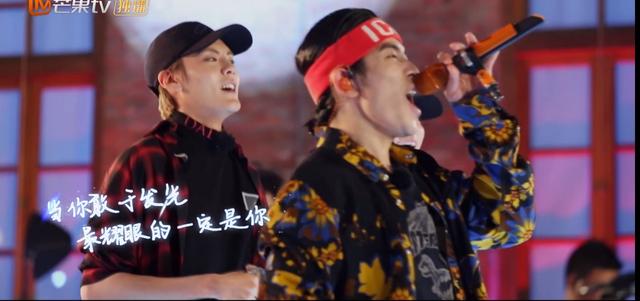 乐华七子高清图片   少年可期，乐华七子集体照高清（《少年可期》乐华七子的“军训”结束）