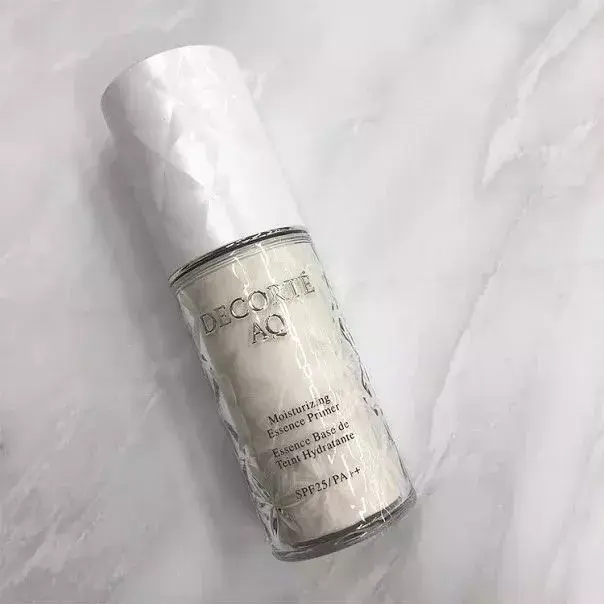 粉底液rmk是什么牌子，RMK粉底液色号（推荐10款适合春夏季的日系粉底液）