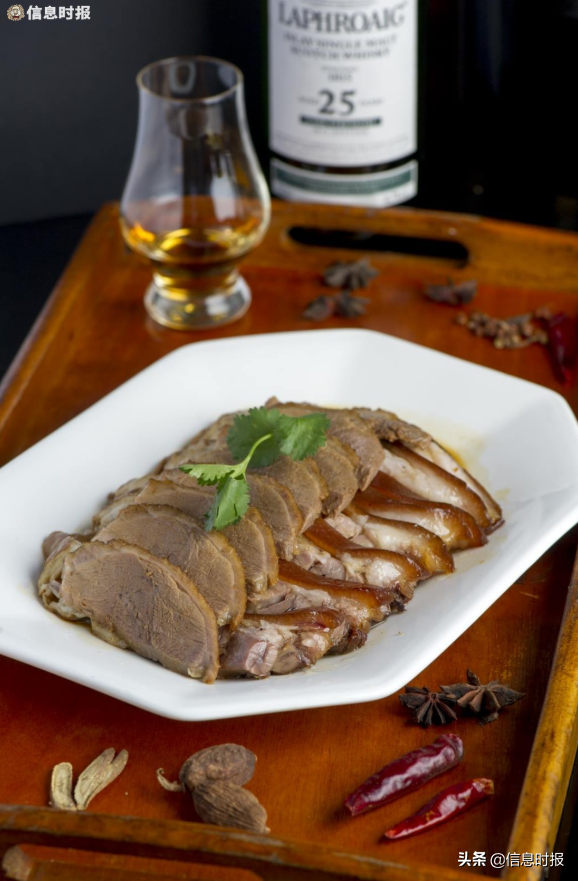 红卤鹅肉，卤鹅肉为什么是红红的（广州人常吃的卤水）