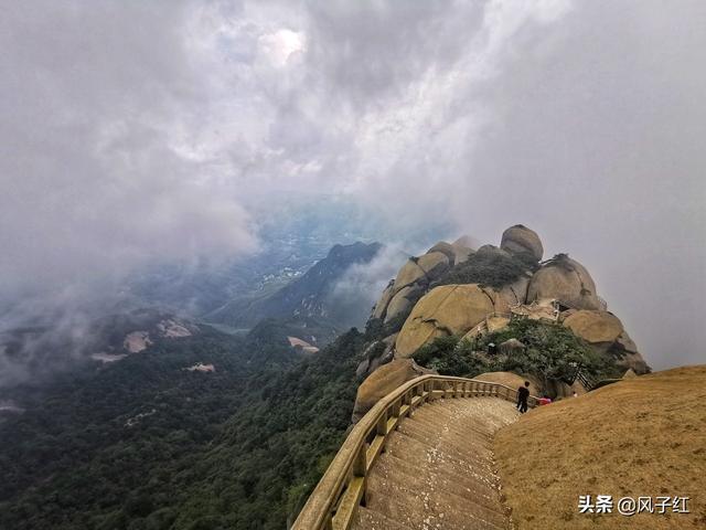 天柱山风景区在哪里，天柱山具体景点在哪里（理论与实践都要硬）