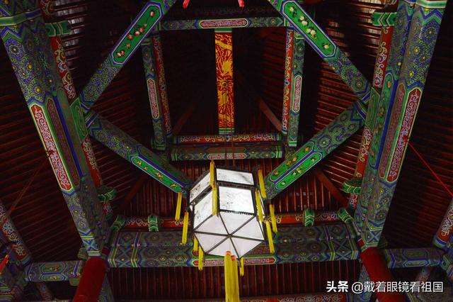 全国最高的钟楼，是中国现存形制最大、保存最完整的一座