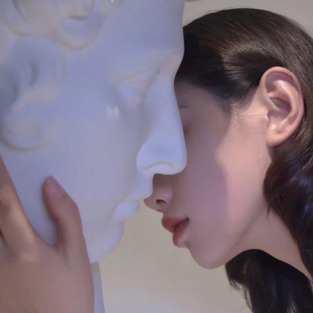 ins风高级质感背景图，ins风背景图高级感（朋友圈背景图.冷淡风.雕塑.小众.ins.白色高级感）