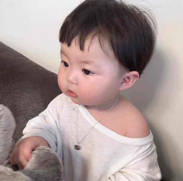 邓姓好听稀少的男孩名字，邓姓独特的男孩名字（邓姓小孩子取名字大全恢弘有力气吞山河-可爱点）