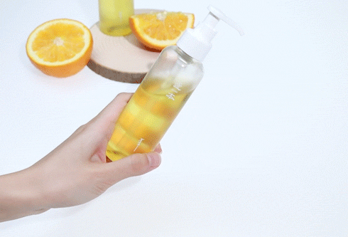 卸妆油怎么乳化，卸妆油里进了一点水（这支卸妆油开挂了）