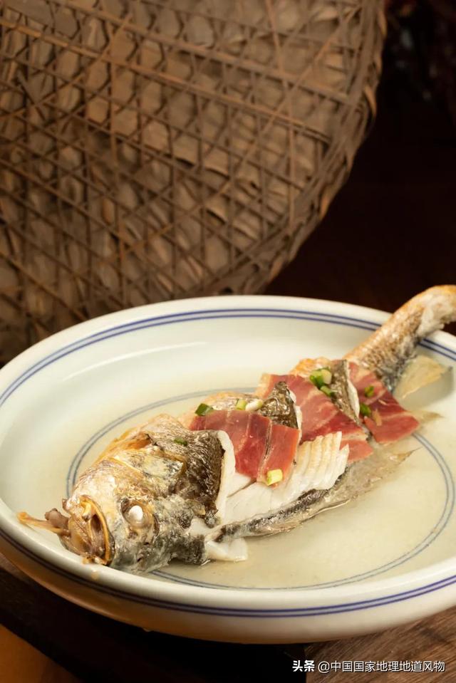 火腿中的南腿，火腿中的南腿北腿都是指什么地方（这条腿，谁看了不流口水）