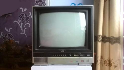 电视机的发展史，电视机演变过程（家里电视机的发展史）