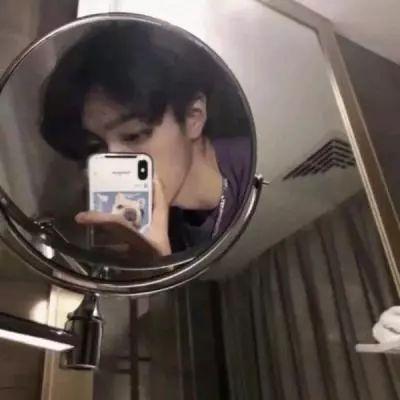 男头。忘掉种过的花，微信头像，男头。忘掉种过的花，重新开始。（“其实我不太懂喜欢）