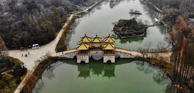 瘦西湖是哪个城市，瘦西湖在哪个城市（明明淡季30元的门票）
