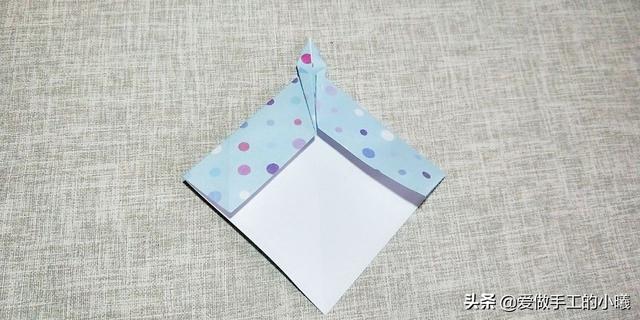 小学生必备自制信封图解步骤，小学生必备自制信封图解步骤图片（千纸鹤信封折纸教程）