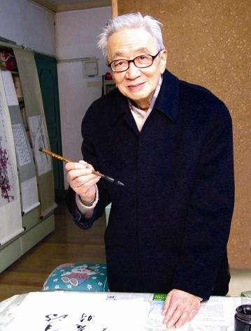 贾平凹的凹为什么读wa，贾平凹的凹为什么读wa（还有这些文化名人的姓名）
