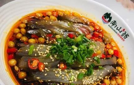 川菜馆名字，正宗川菜160种（收好这6家就够了）