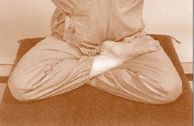 正确的打坐方法，正确的打坐方法是什么（你也可以体会打坐的乐趣）