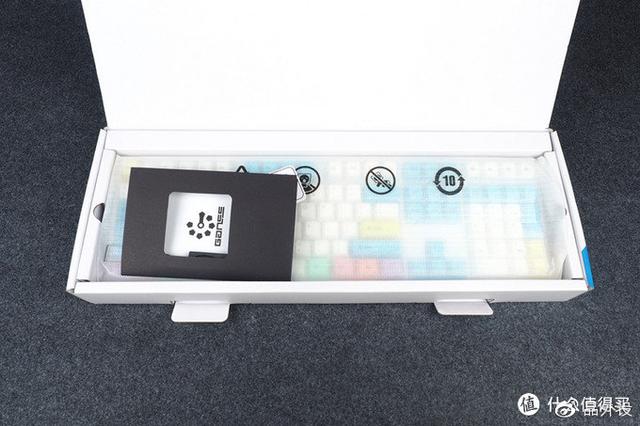 高斯机械键盘怎么样，高斯键盘百度百科（高斯GM108D双模机械键盘评测）