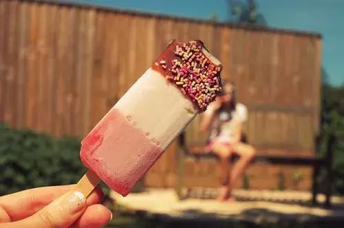 很拽的个性签名，霸气最拽的个性签名（有点拽的励志句子）