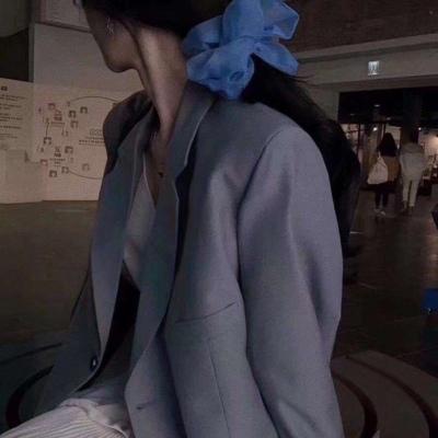 放纵的英文网名，Acolasia微信昵称（放纵）微信昵称（摩登时兴的英文昵称简短带翻译-可爱点）