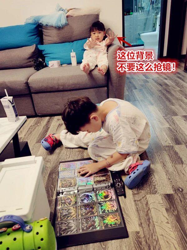 一元奥特曼卡包必出蓝gp技巧，一元包怎么抽蓝GP（老子跟儿子一起组团氪金可还行）