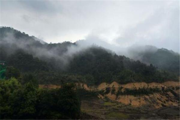 贺州旅游景点大全排名，广西贺州旅游攻略必去景点介绍