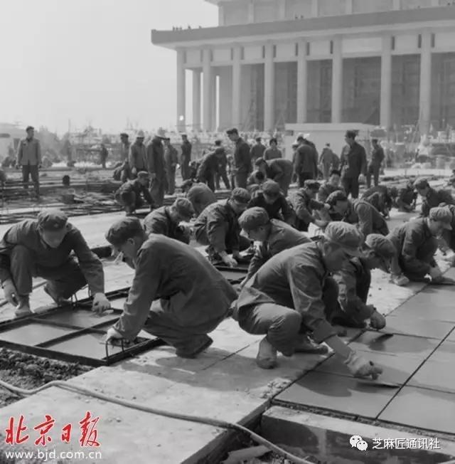 天安门资料，天安城门的资料（这30张照片里的天安门）