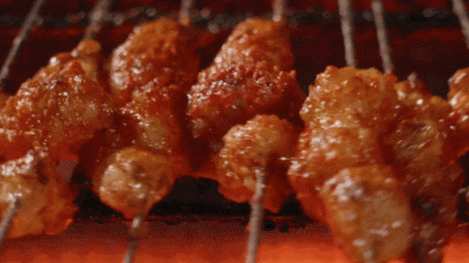 烧烤的短语心情说说，烧烤说说个性短句（最世俗的生活与最深沉的热爱）