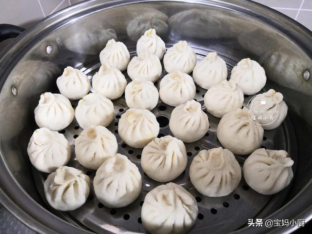 蒸包子发面的方法，怎么样发面做包子（面发得又快又好）