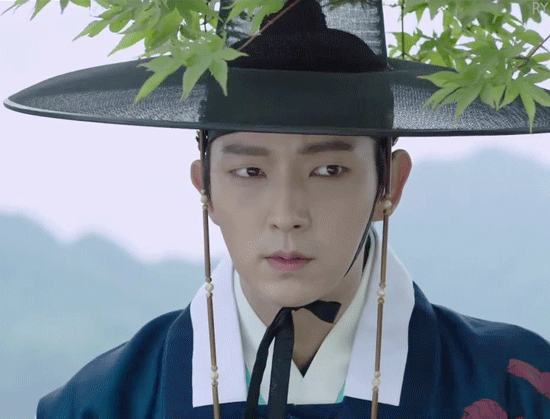 「情花剧毒」春闺梦里,血色旖旎,吸血鬼李准基的致命诱惑