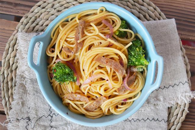 如何做面条好吃又简单，面条的制作方法以及配方（这9种做法简单又经典）