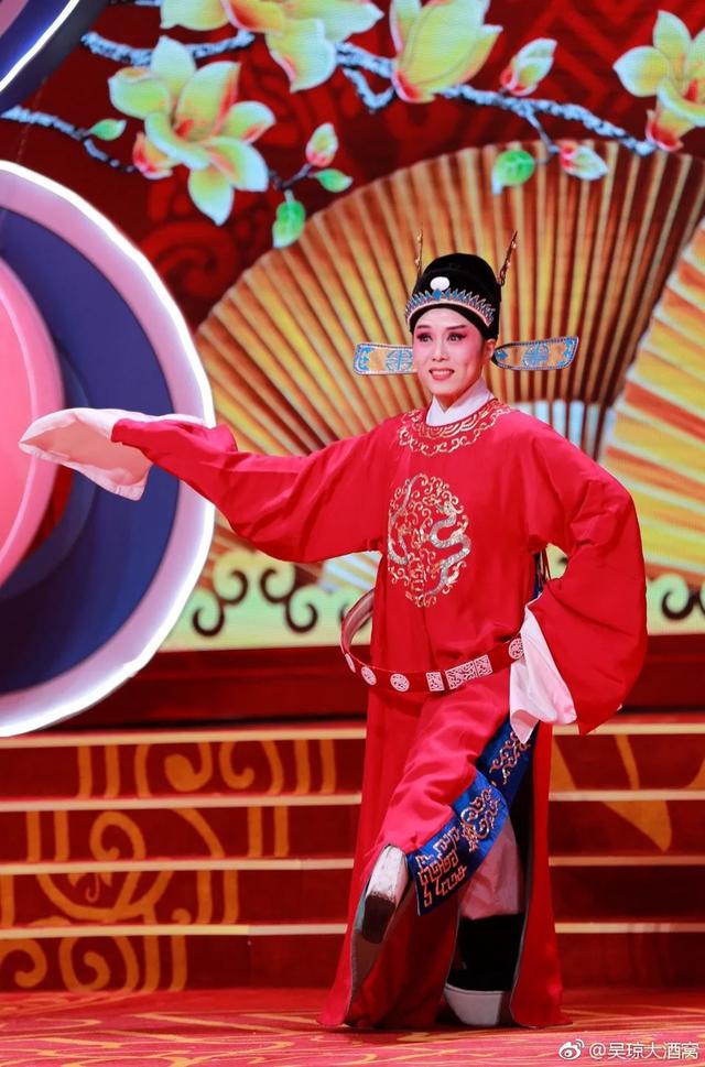 黄梅戏五朵金花,黄梅戏五朵金花是哪五个(42岁嫁小15岁老公) 黄梅戏五朵金花,黄梅戏五朵金花是哪五个(42岁嫁小15岁老公)