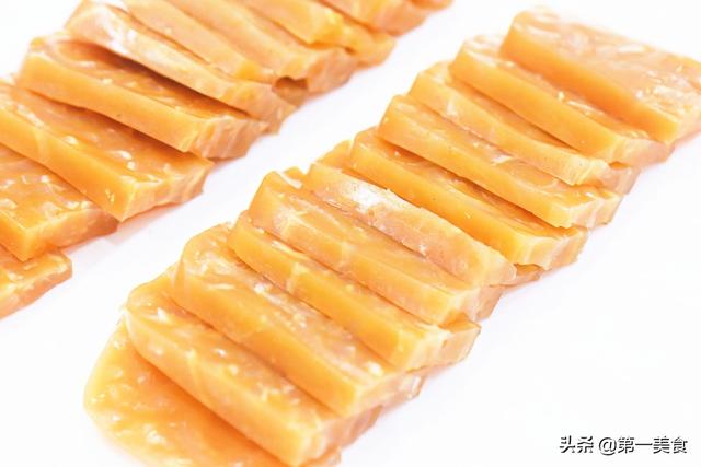 皮冻怎么做，做猪皮冻怎么做（过年做猪皮冻，牢记“2不用”）