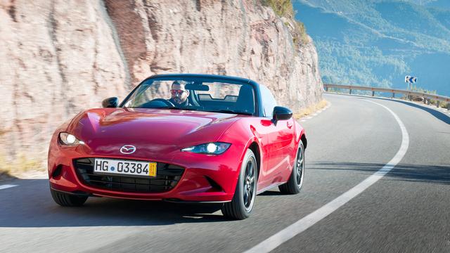 尼桑sylphy，尼桑轩逸怎么样（其实......丰田的所有车都叫皇冠）