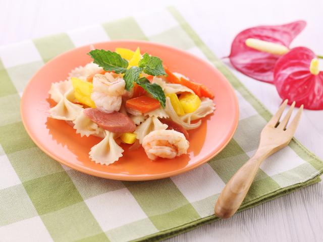 蝴蝶粉是用来干嘛的是什么做的，蝴蝶上的粉是干什么的（杂蔬虾仁蝴蝶粉，好吃有营养）