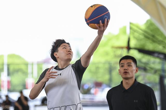 篮球跳球规则，篮球规则跳球违例（科普：首次进入奥运会比赛项目）