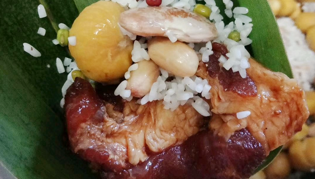 图片[2]-【板栗肉粽】做法步骤图 新鲜软糯 放3个月不坏-起舞食谱网